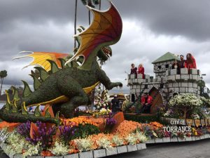 Torrance Rose Float Association - Be Your Own Knight