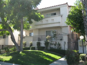 21405 Bloomfield Ave Unit#C Lakewood, Ca 90715