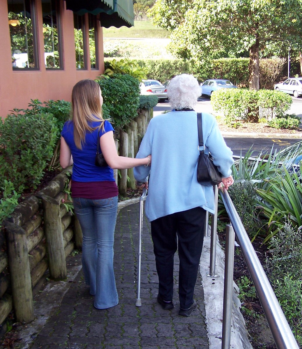 Why Caretakers of Seniors Should Consider Upsizing